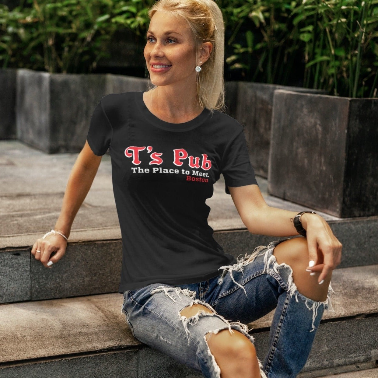 T's Pub - Black T-Shirt